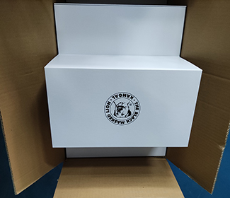 Coffret cadeau aimanté personnalisé pour la marque de casquette de baseball suisse