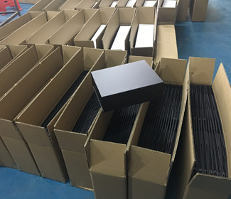 3 boîtes en papier pliables de conteneurs expédiées depuis l'usine Boxpackhub