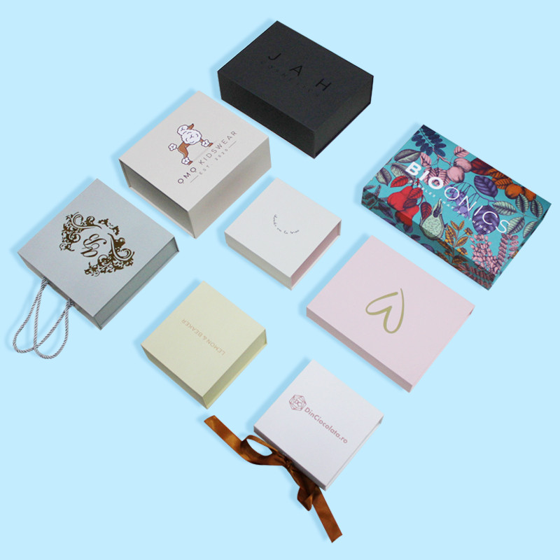 Coffrets cadeaux pliables